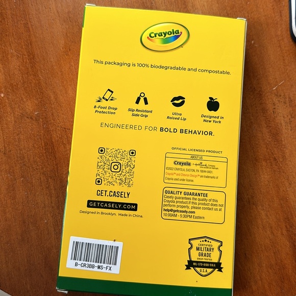 Casely crayons bold phone case in package - Picture 2 of 3